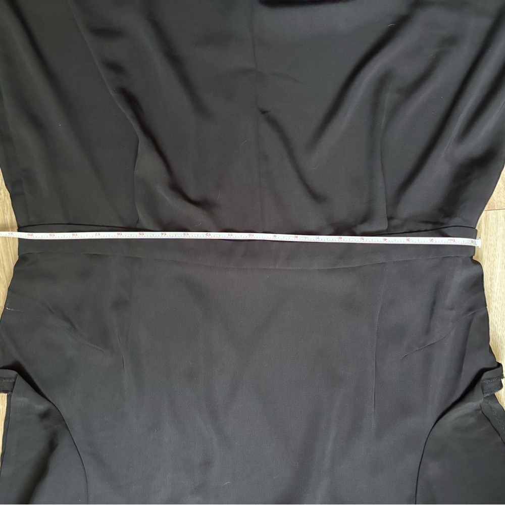 JCrew jumper with partial back V. Size 20 - Picture 5 of 6